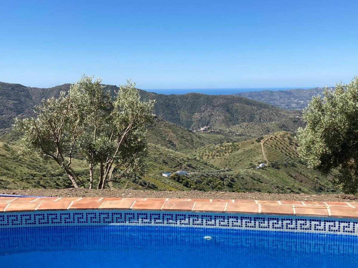 Casa Soleada Holiday Fully Private Villa Canillas de Aceituno Bagian luar foto