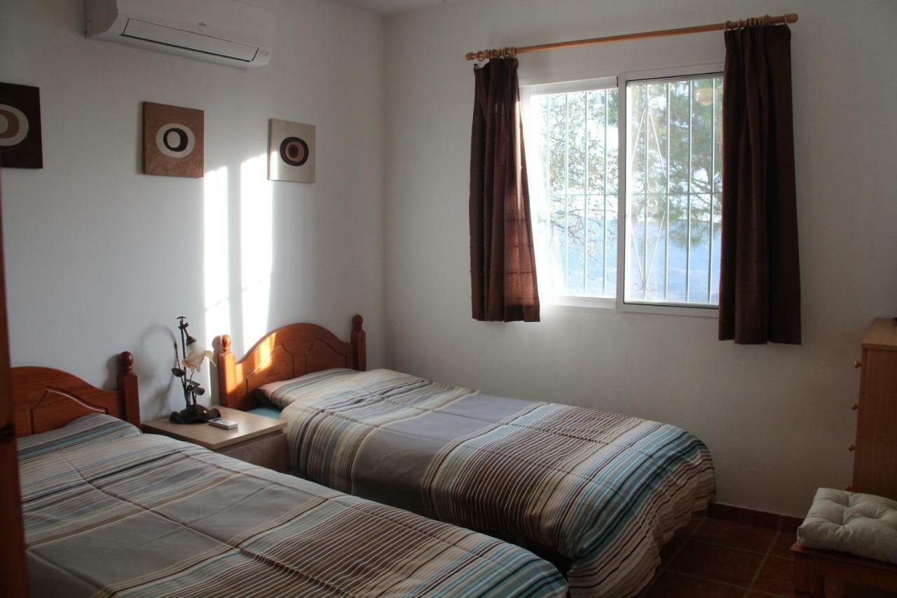 Casa Soleada Holiday Fully Private Villa Canillas de Aceituno Bagian luar foto