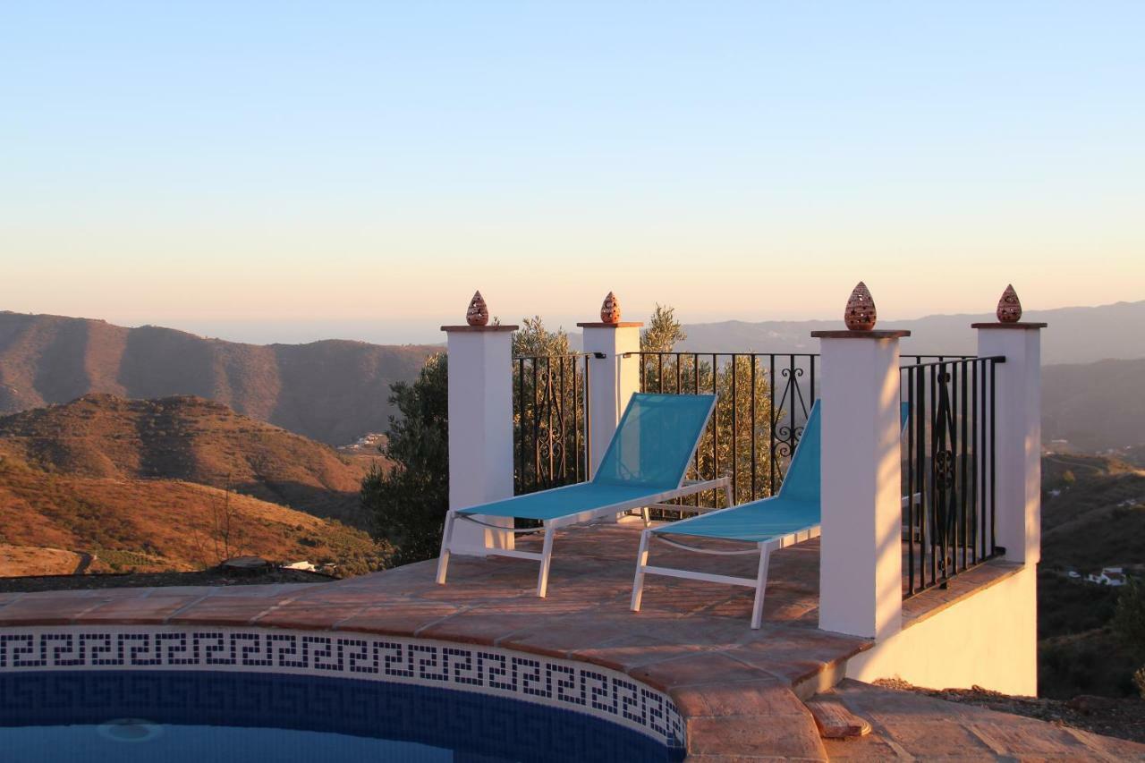 Casa Soleada Holiday Fully Private Villa Canillas de Aceituno Bagian luar foto